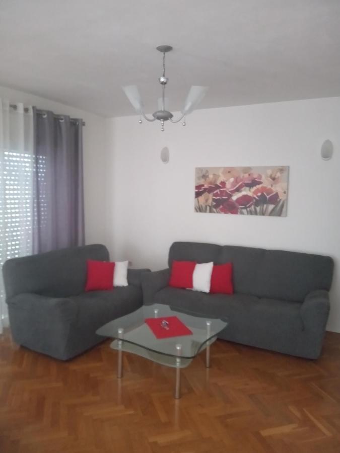 Apartman Teklic Kaštela Екстериор снимка