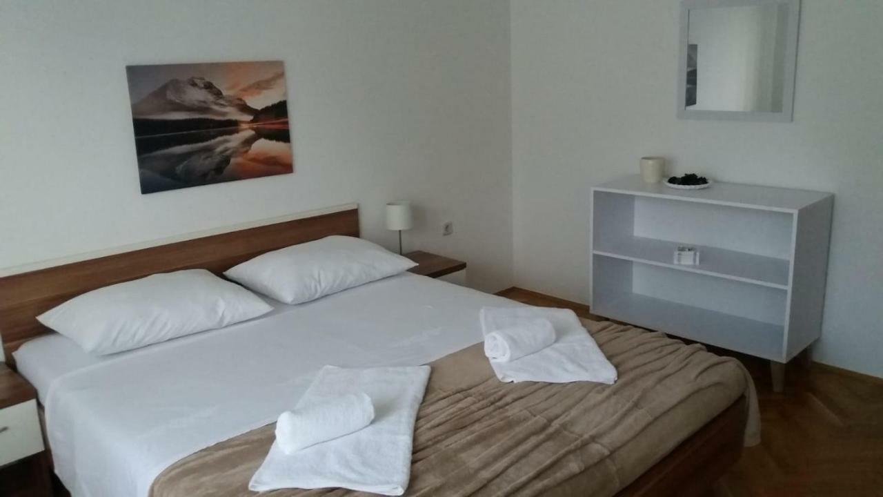 Apartman Teklic Kaštela Екстериор снимка