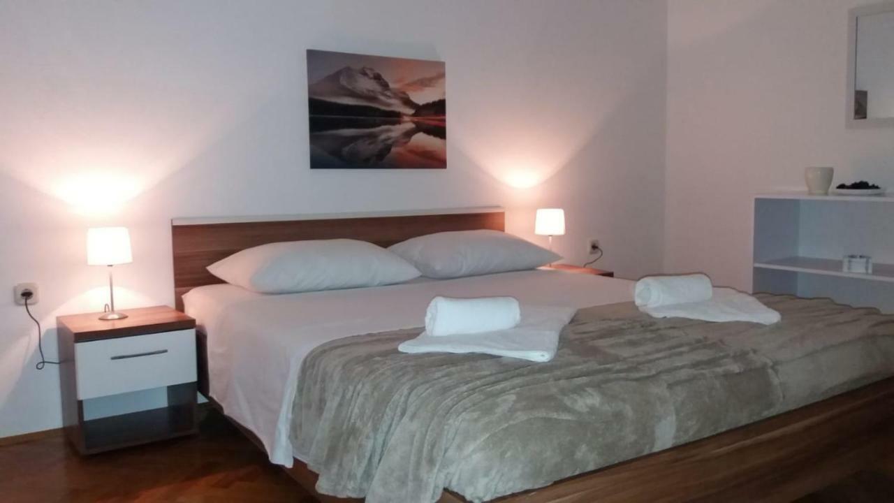 Apartman Teklic Kaštela Екстериор снимка