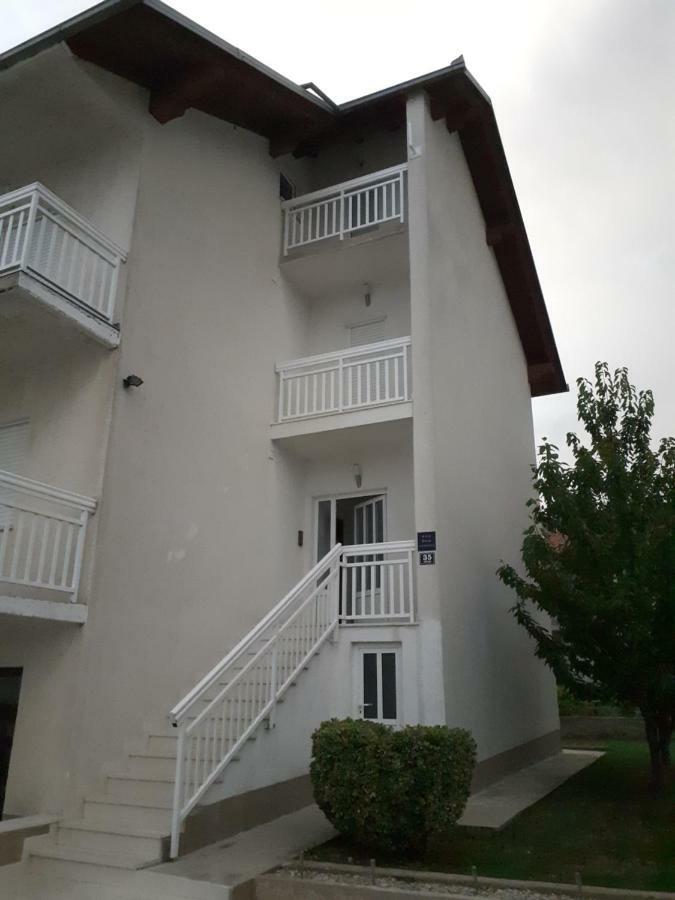 Apartman Teklic Kaštela Екстериор снимка