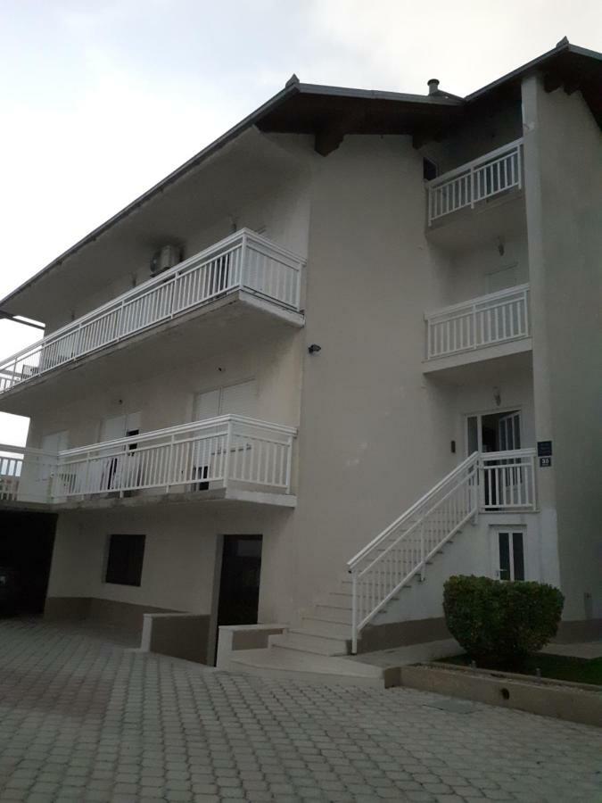 Apartman Teklic Kaštela Екстериор снимка